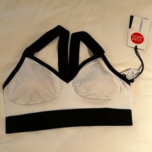 Vimmia Black/White Sports Bra Size Small NWT